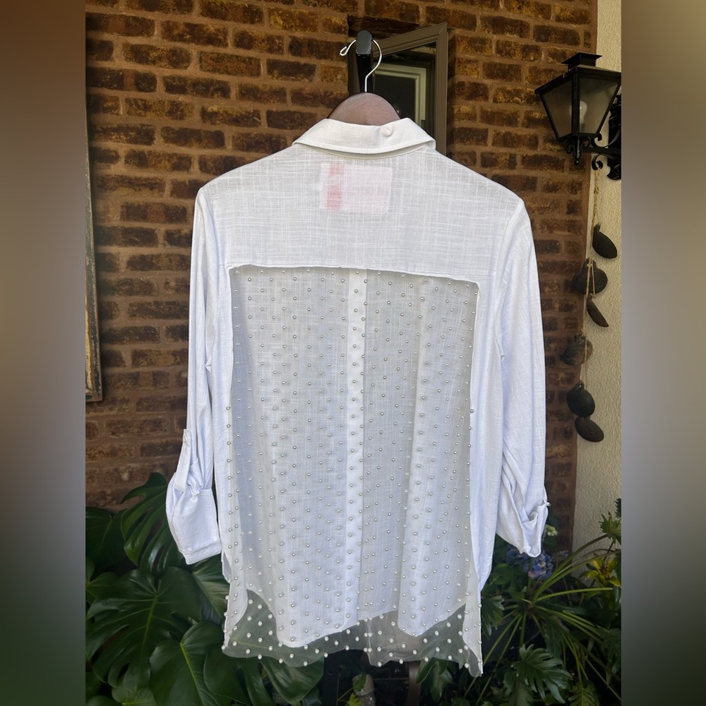 White Blouse with Crisp Collar and Sheer back with Pearl Detail - Picture 4 of 6